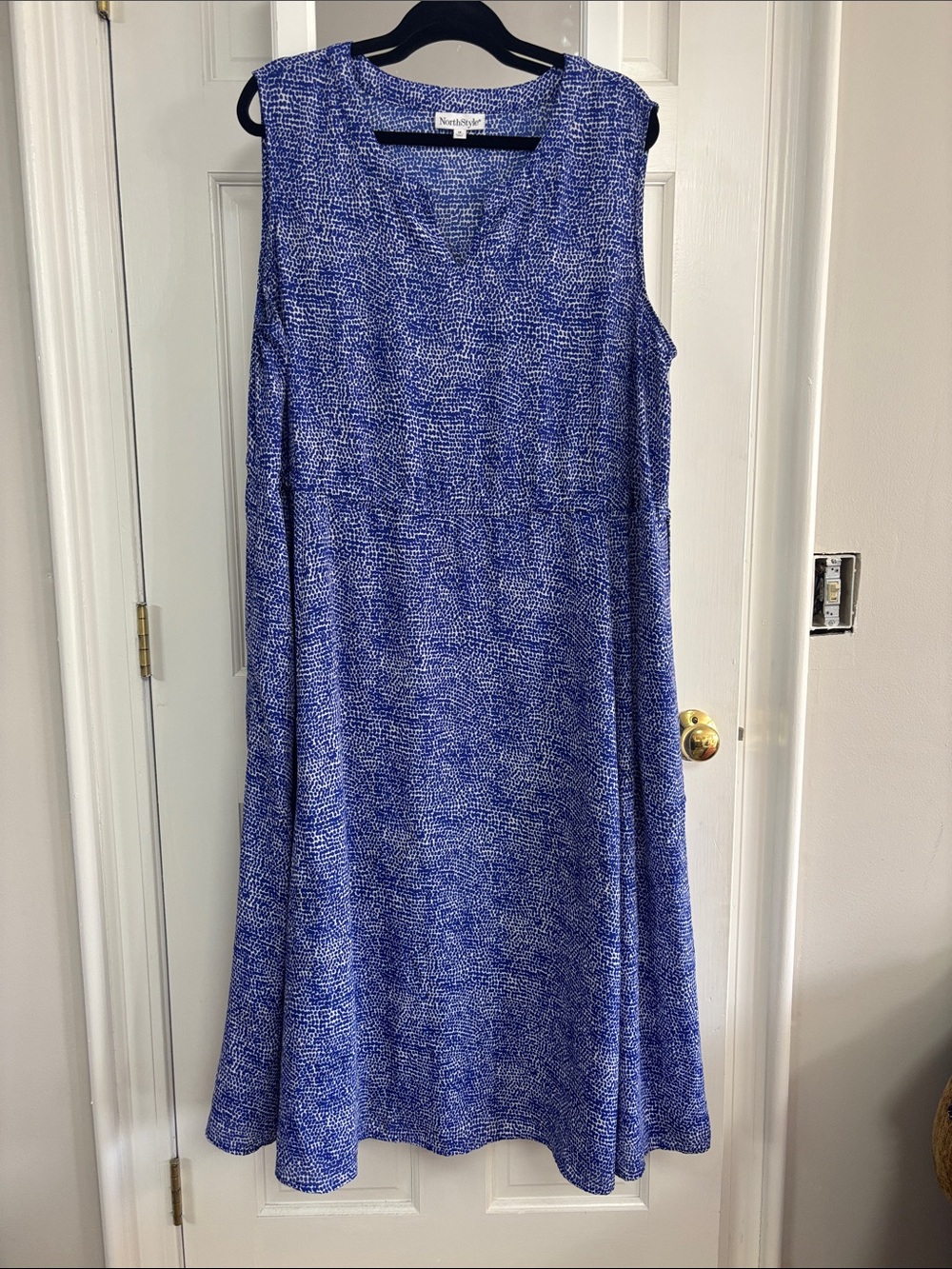 NorthStyle Blue Textured Midi Dress